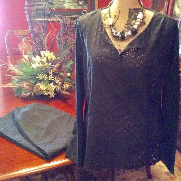 Relativity Pants - 2 piece outfit in black eyelet